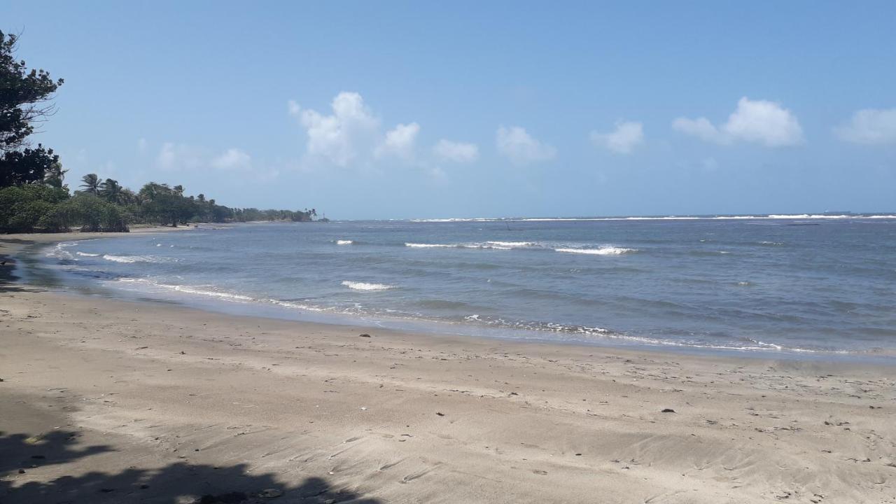 Apartamento En Balabeach Maria Chiquita In Front Of The Beach 2Hab Colon Eksteriør billede