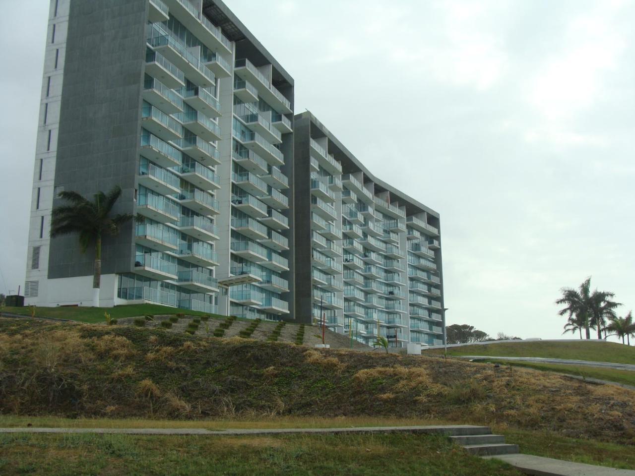 Apartamento En Balabeach Maria Chiquita In Front Of The Beach 2Hab Colon Eksteriør billede