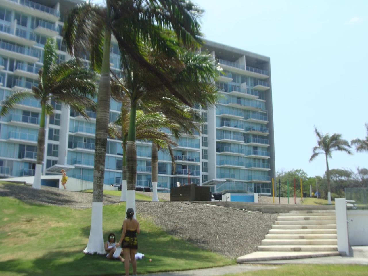 Apartamento En Balabeach Maria Chiquita In Front Of The Beach 2Hab Colon Eksteriør billede