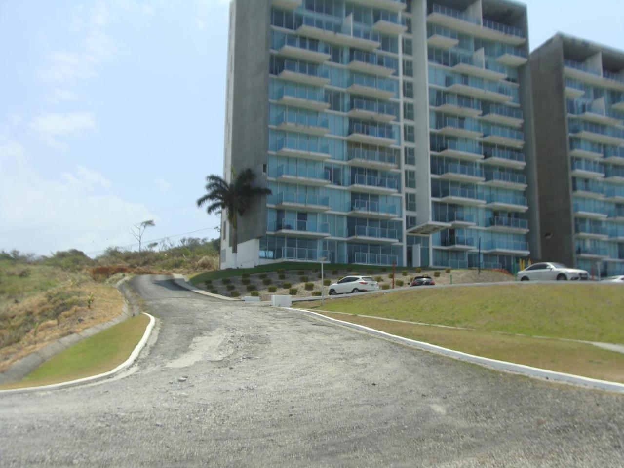 Apartamento En Balabeach Maria Chiquita In Front Of The Beach 2Hab Colon Eksteriør billede