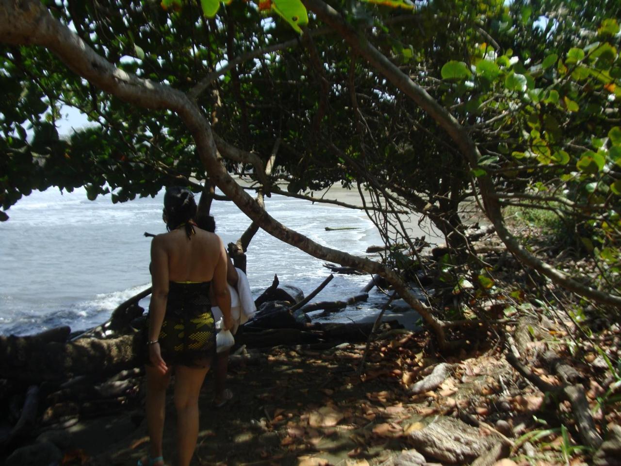 Apartamento En Balabeach Maria Chiquita In Front Of The Beach 2Hab Colon Eksteriør billede
