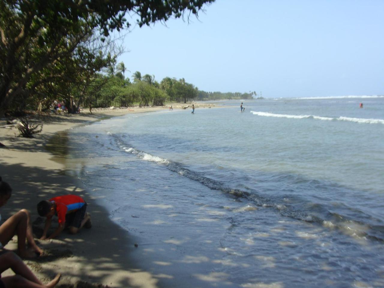 Apartamento En Balabeach Maria Chiquita In Front Of The Beach 2Hab Colon Eksteriør billede