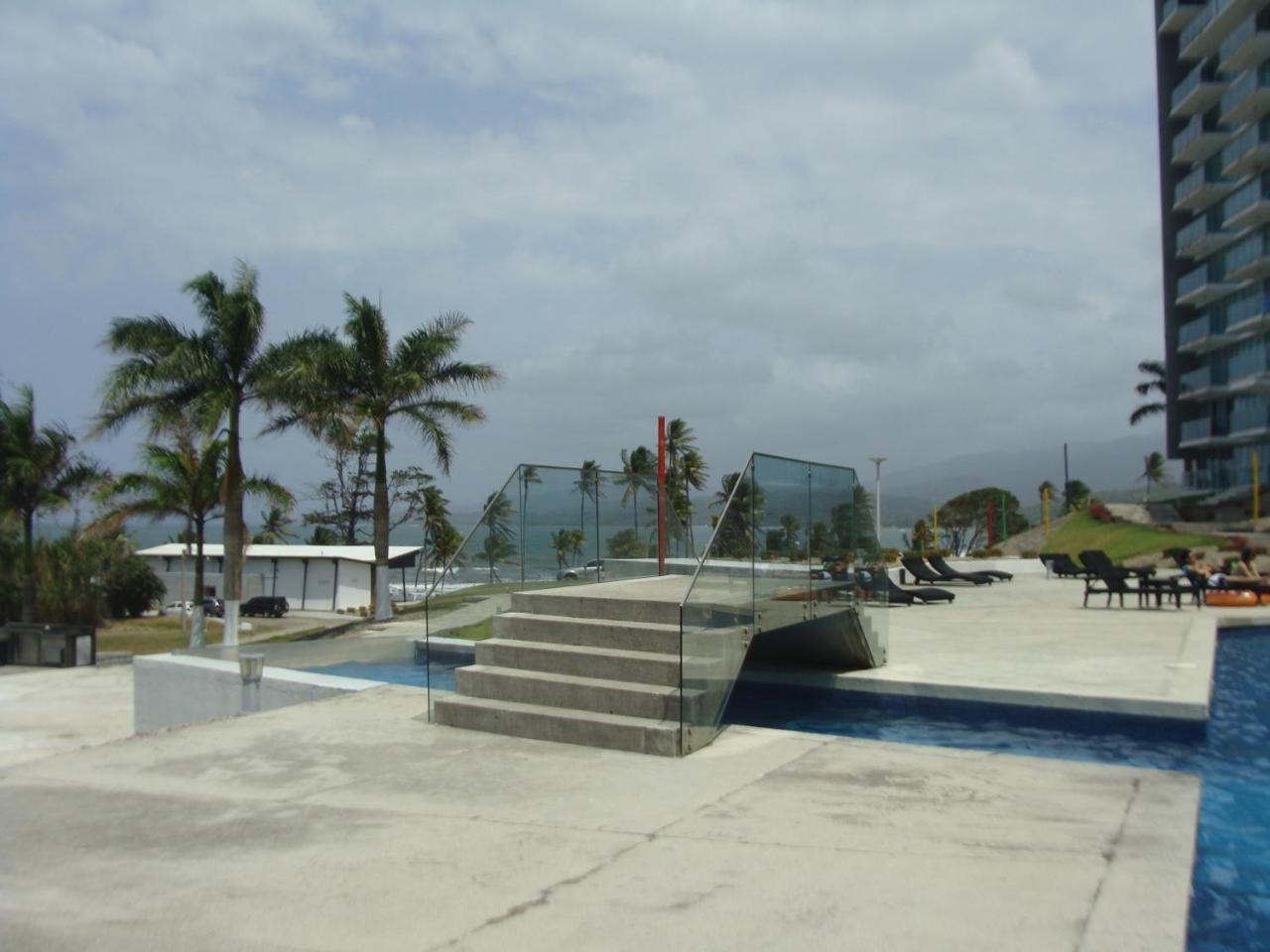 Apartamento En Balabeach Maria Chiquita In Front Of The Beach 2Hab Colon Eksteriør billede